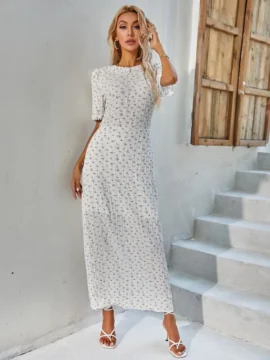 Vestido línea A con encaje en contraste floral - L